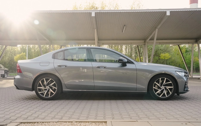 Volvo S60 cena 143295 przebieg: 62595, rok produkcji 2019 z Kielce małe 704